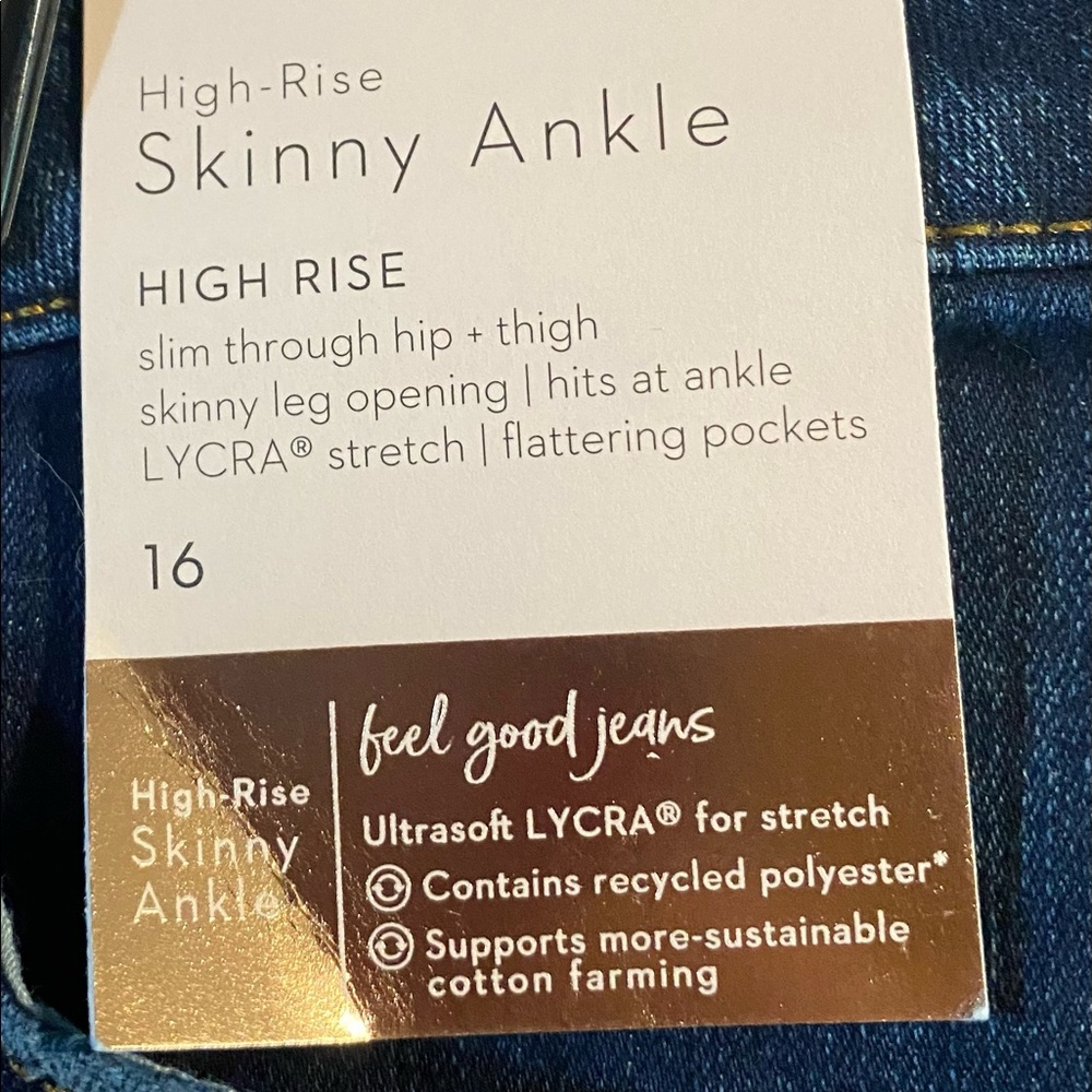 Lauren Conrad Skinny Jeans. Never worn. Forgot to return.